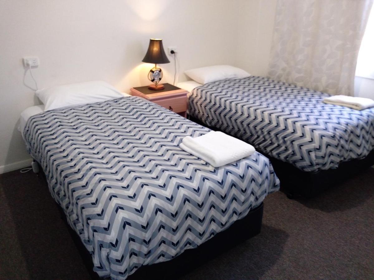 Millicent Motel Buitenkant foto